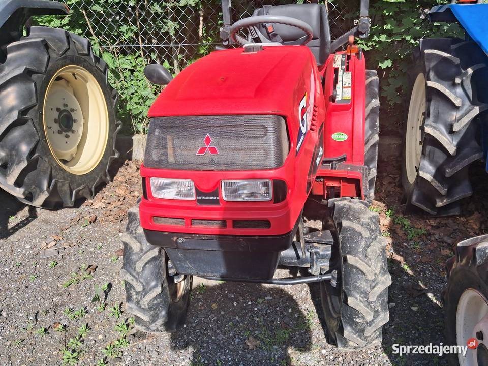 Mitsubishi MMt16 4x4 Konary