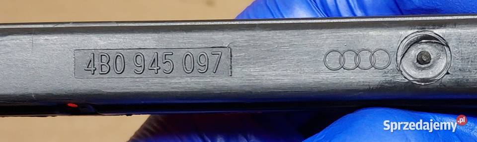 TRZECIE ŚWIATŁO STOP AUDI A6 C5 SEDAN 4B0945097 osobowe Mielęcin
