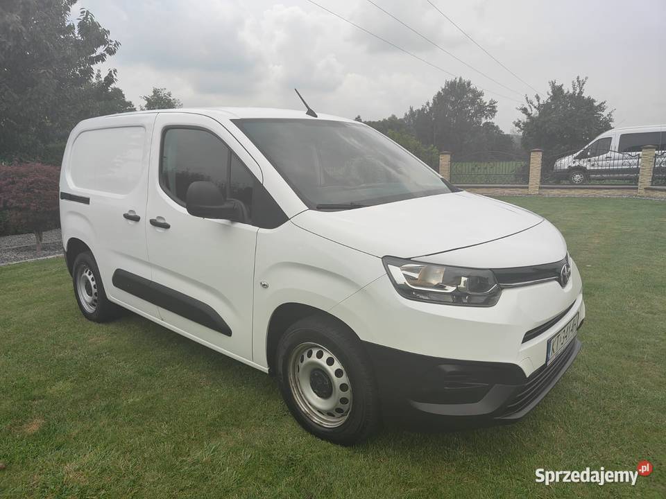Toyota Proace City 2021r 15 102 Salon Polska 1499cm3 małopolskie Tarnów