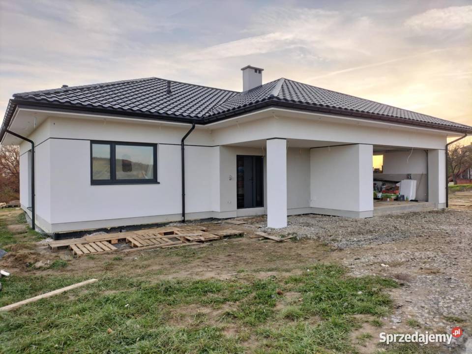 Elewacje docieplenia budynków podkarpackie Wielopole Skrzyńskie