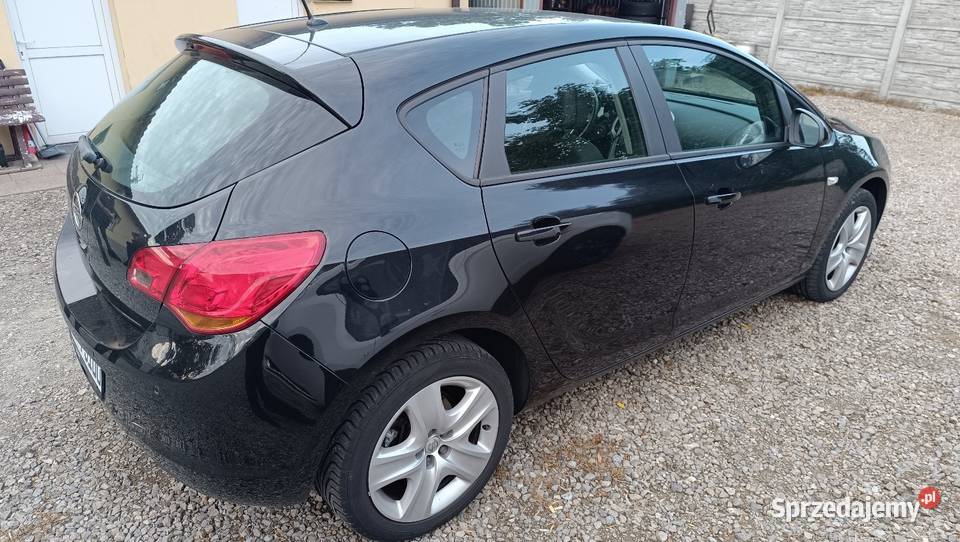 Opel astra 14 benzyna mały przebieg super stan Siedlce