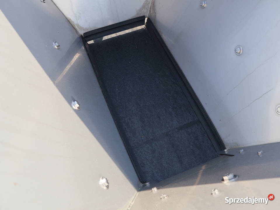 NOWA Solarka do Ciągnika 320 L Posypywarka nieuszkodzony
