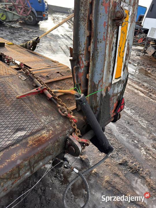 Naczepa niskopodwoziowa ZREMB Solec N25311