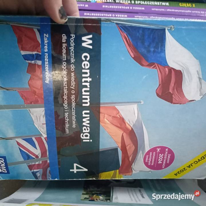 W centrum 4 rozszerzone podręczniki Trójmiasto Gdańsk