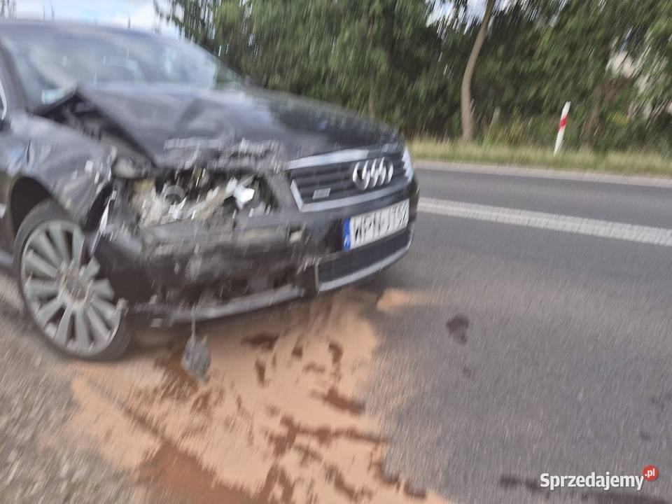 Sprzedam Audi A8 40 TDI kolizji elektrochrom. lusterka boczne