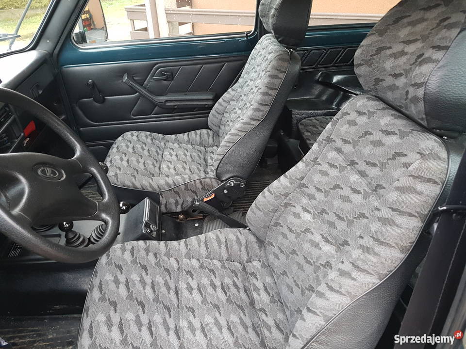 Śliczna niva Lada pachnie nowością Nasielsk