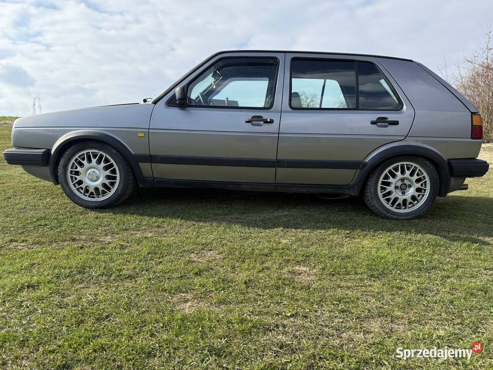 Volkswagen Golf 2 16bezynagaz 1576cm3 małopolskie sprzedam