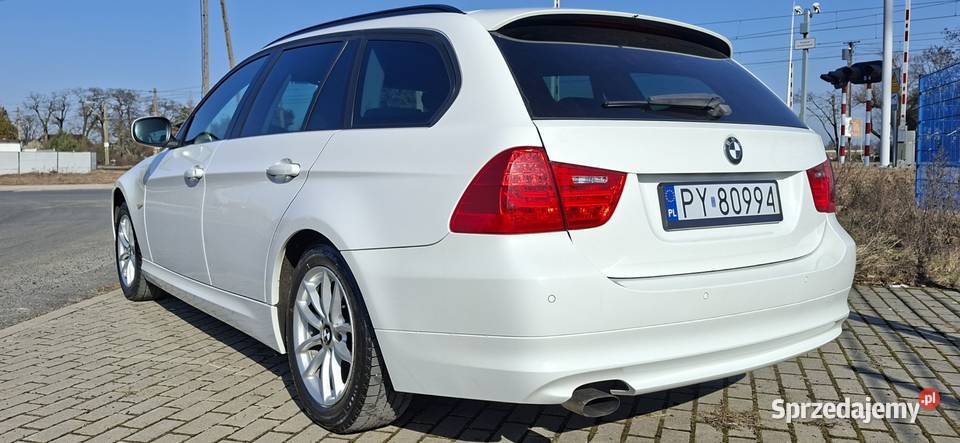 BMW e91 20 benzyna 167000 Rok produkcji 2011 Samochody osobowe sprzedam