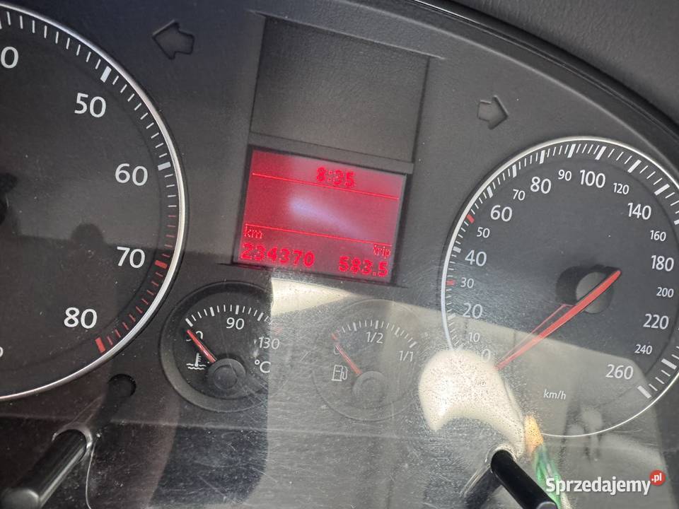 VW Touran 2005 Rok produkcji 2005 Runowo Pomorskie