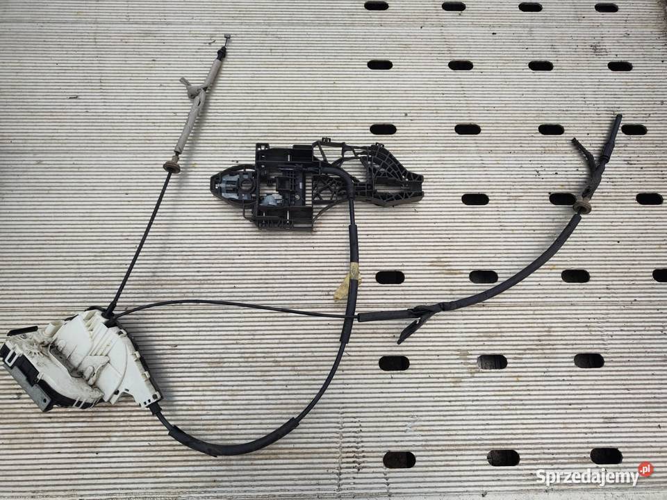 Zamek drzwi przednich LEWYCH DODGE P04589913AH Pozostałe opolskie Zielęcice