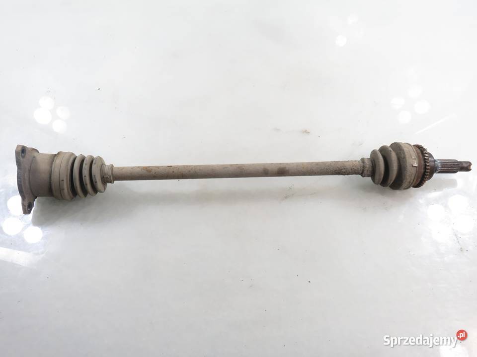 PÓŁOŚ PRAWA TYLNA SUZUKI SWIFT MK6 13 4x4 Układ napędowy