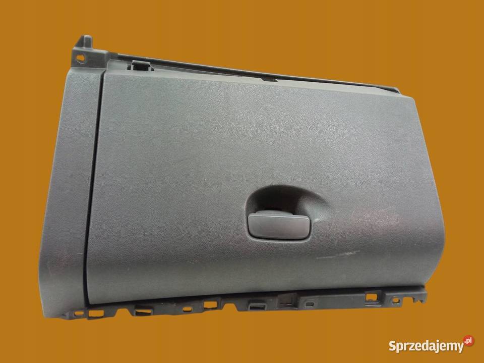 SCHOWEK PRAWY PASAŻERA DESKI 681080004R Renault