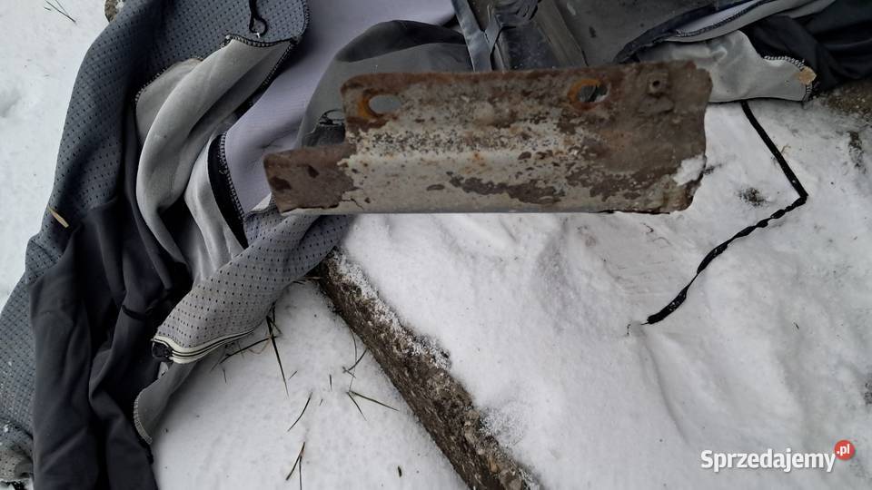 Sprzedam błotnik do fiata stilo Rok produkcji 2004