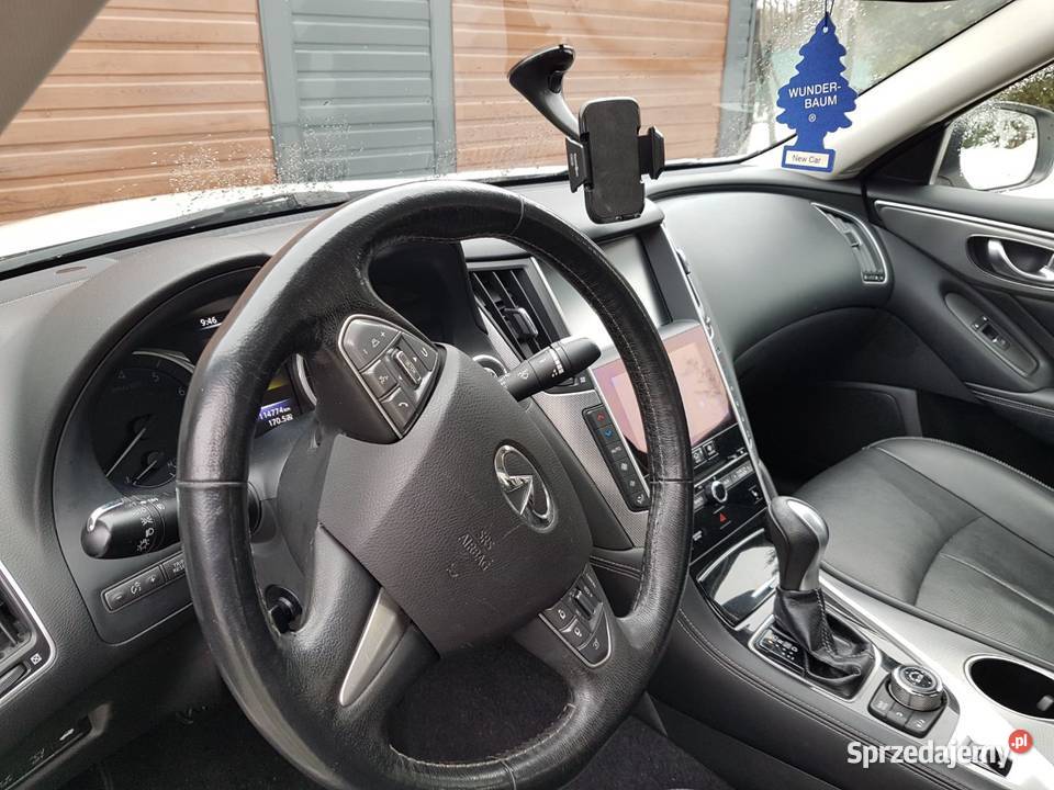 Infiniti Q50 20B AWD