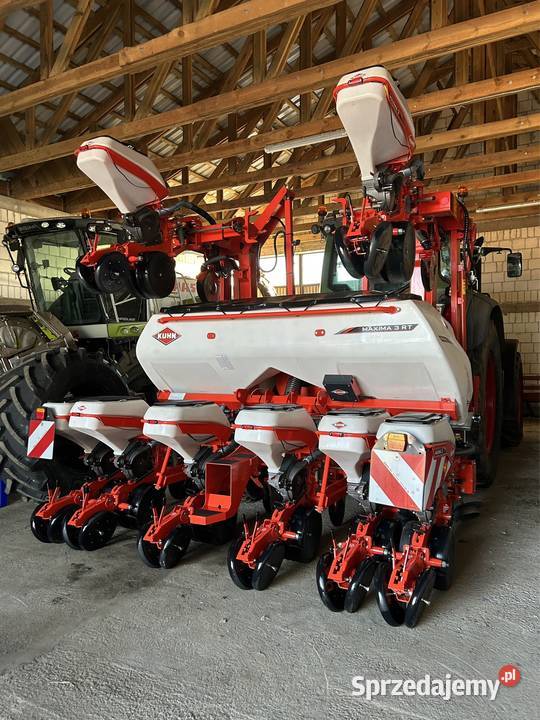 Kuhn maxima 3RT Gołasze Mościckie