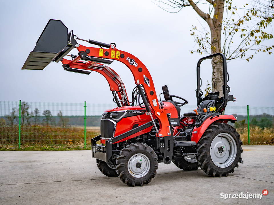 Traktor ciągnik rolniczy komunalny sadowniczy świętokrzyskie
