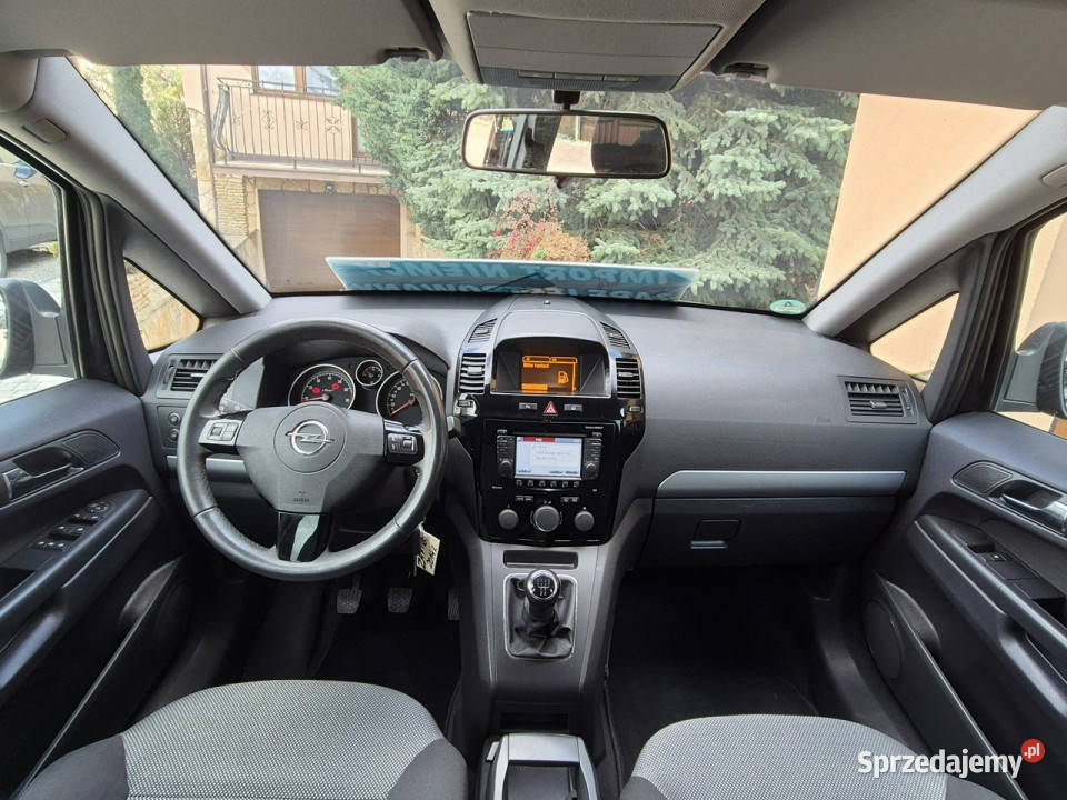 Opel Zafira 2014r 18B 140 Org Lakier Navi 7 Osób benzyna Radom