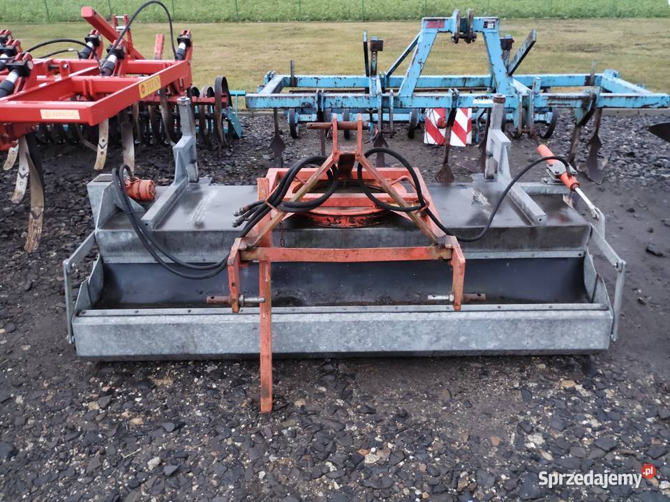 Zamiatarka hydrauliczna ocynk 2010r BRIRI SH215 Witkowo