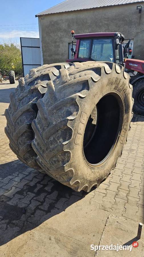 Opona 520 85 R 38 208r38 Gruntowice sprzedam