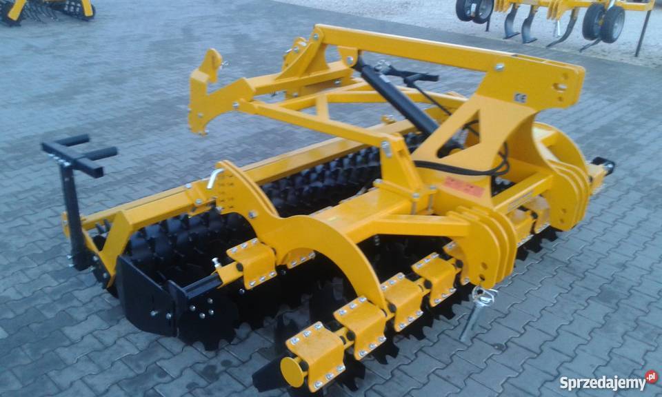 Agregat uprawowosiewny talerzowy TS Staltech 25m łódzkie Kozenin