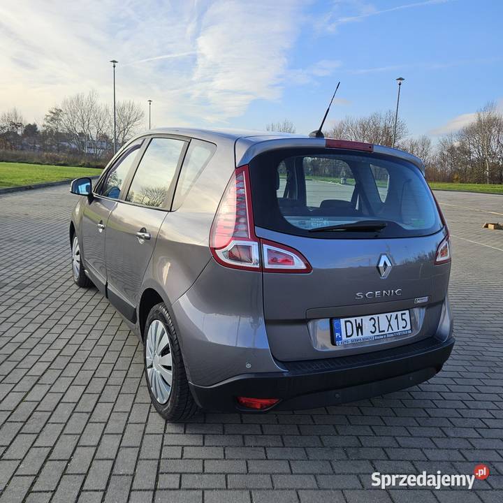Renault Scenic 15 dci 110 Niski przebieg
