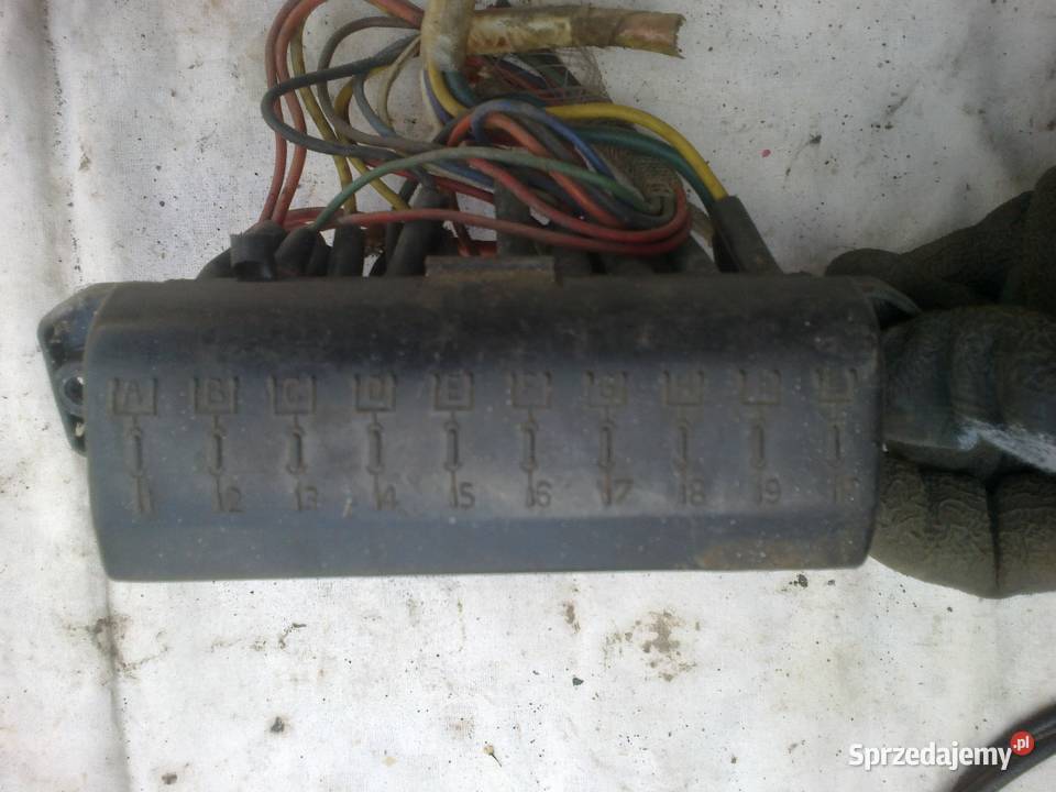 Fiat 126p 125p polonez puszka skrzynka osobowe