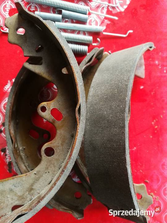 Szczęki hamulcowe Mazda 929 20B gaźnik