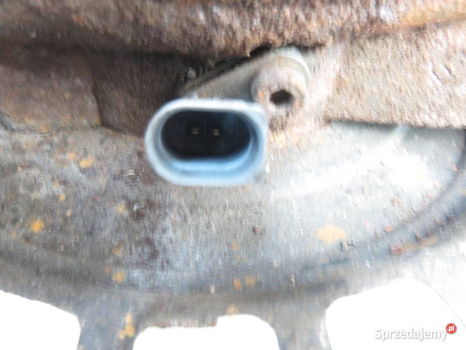 PIASTA TYLNA LEWA AUDI Q7 42 FSI quattro osobowe