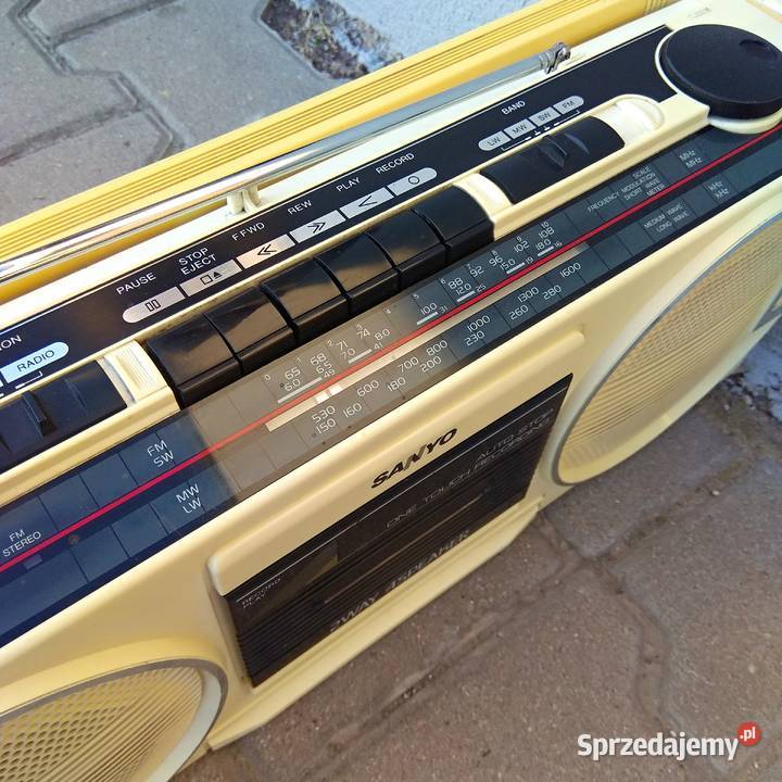 Sanyo M9709LO Radiomagnetofon Japan 4głosniki Świebodzice