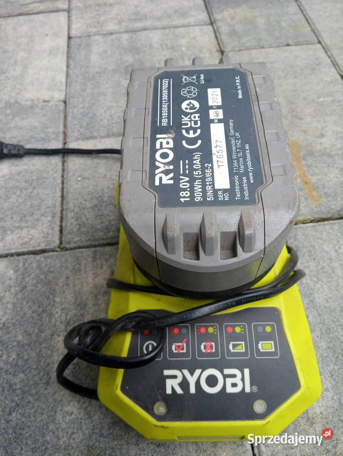Bateria 4 i 5Ah Ryobi z ladowarka Koło