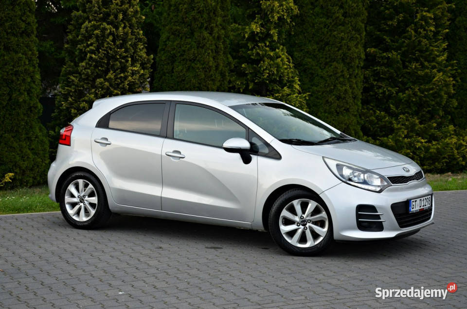 Kia Rio 12 Benz 84 Navi Kamera Auto III 2011