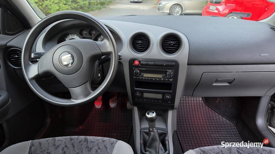 Sprzedam Seat Ibiza III 14 16V 75 3drzwiowy z 75KM Skierniewice