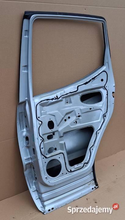 MERCEDES AKLASA W168 DRZWI PRAWY TYŁ PRAWE TYLNE osobowe lubuskie Bieleń