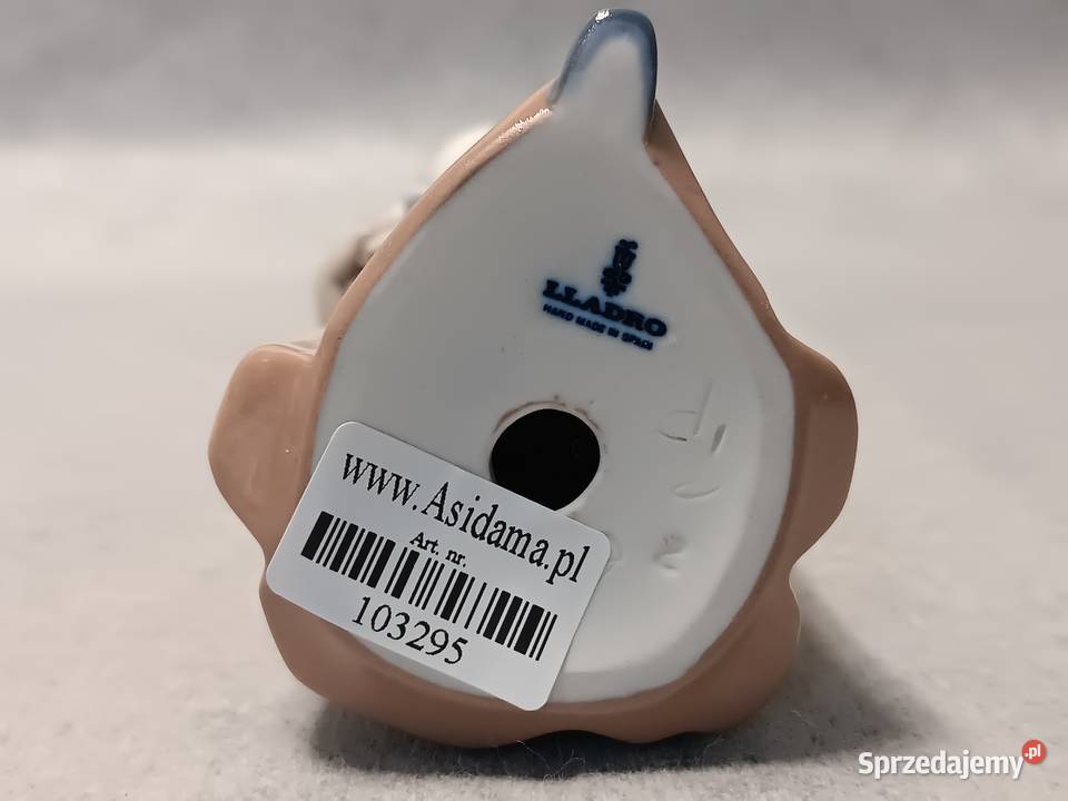 LLADRO 5007 Bashful Dziewczyna z kapeluszem Stargard sprzedam