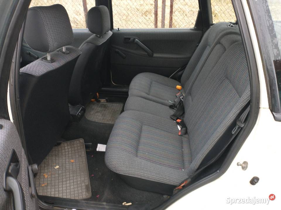 VW Passat B3 Kombi 18 na chodzie Bierutów