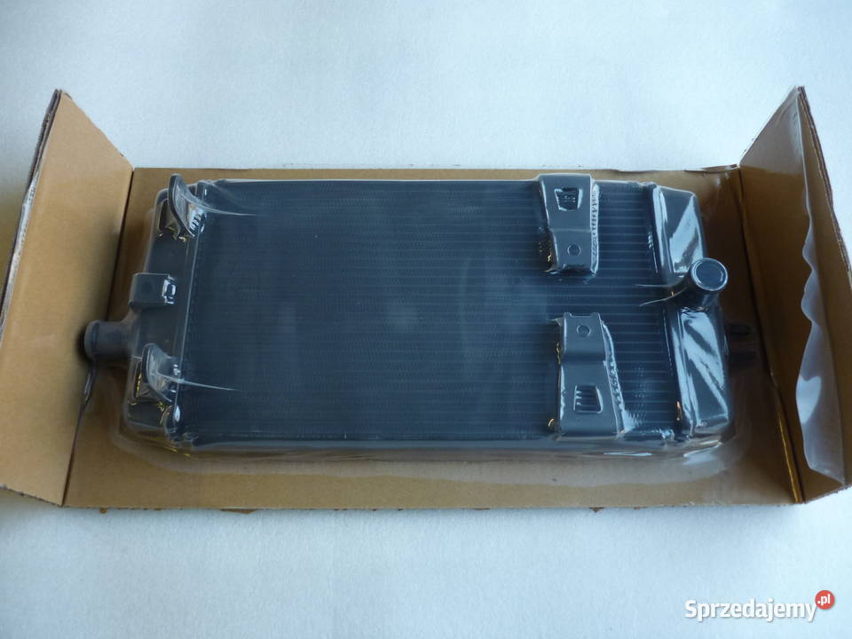 TRIUMPH Nowa chłodnica BONNEVILLE T100T120STREET Poznań