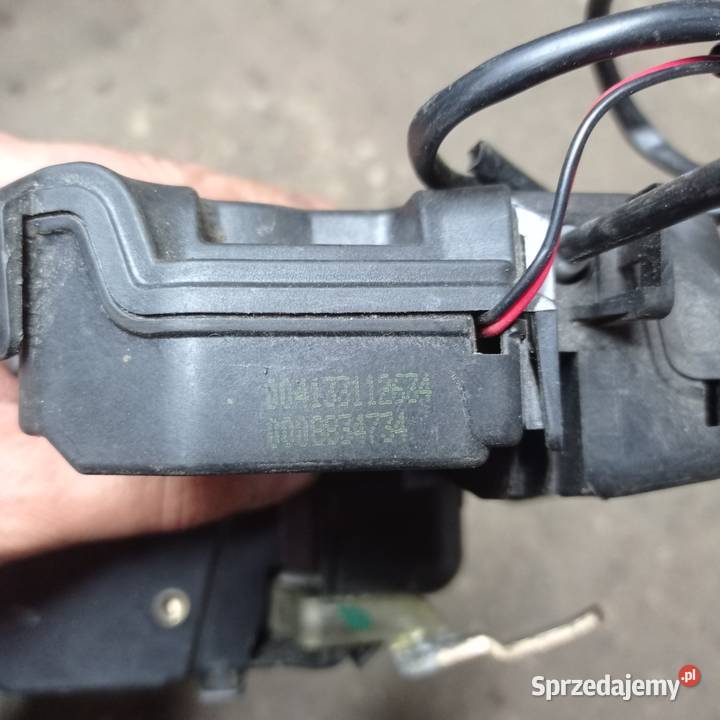 ZAMEK DRZWI LEWY PRZÓD 004133112634 MERCEDES C osobowe Kamień Pomorski
