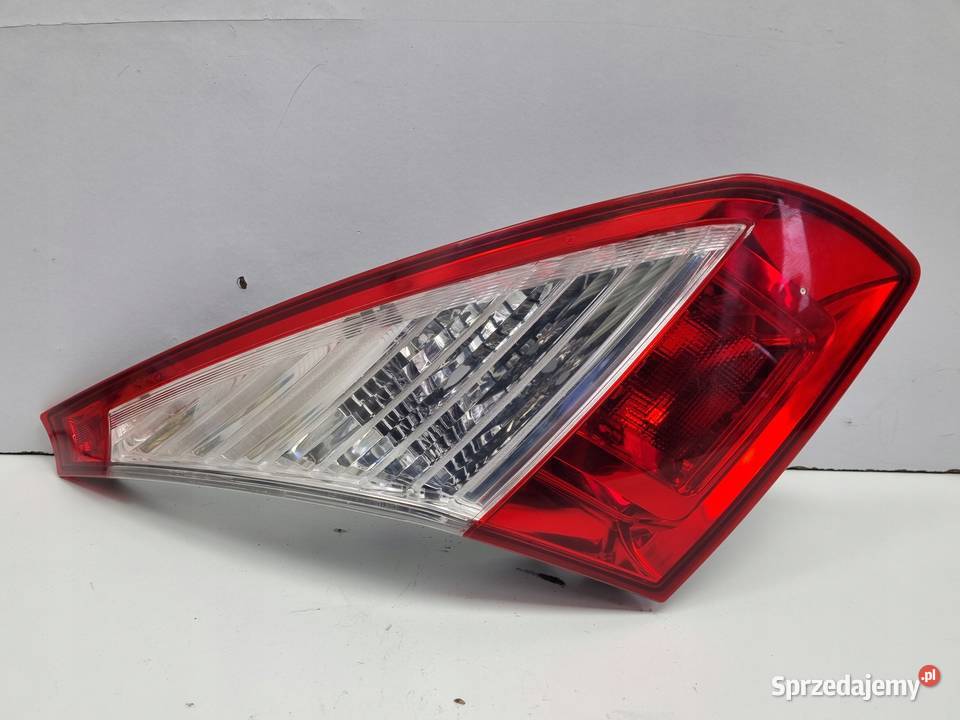 LAMPA LEWA Renault Megane III HTB TYLNA lewy tył