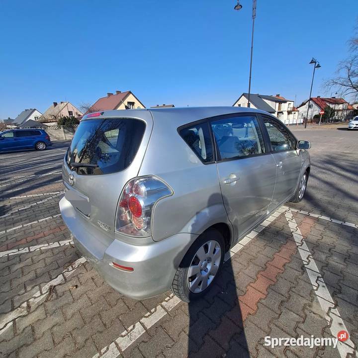 Toyota Corolla Verso 2004R 7osobowa 20D4D 1995cm3 Kalisz