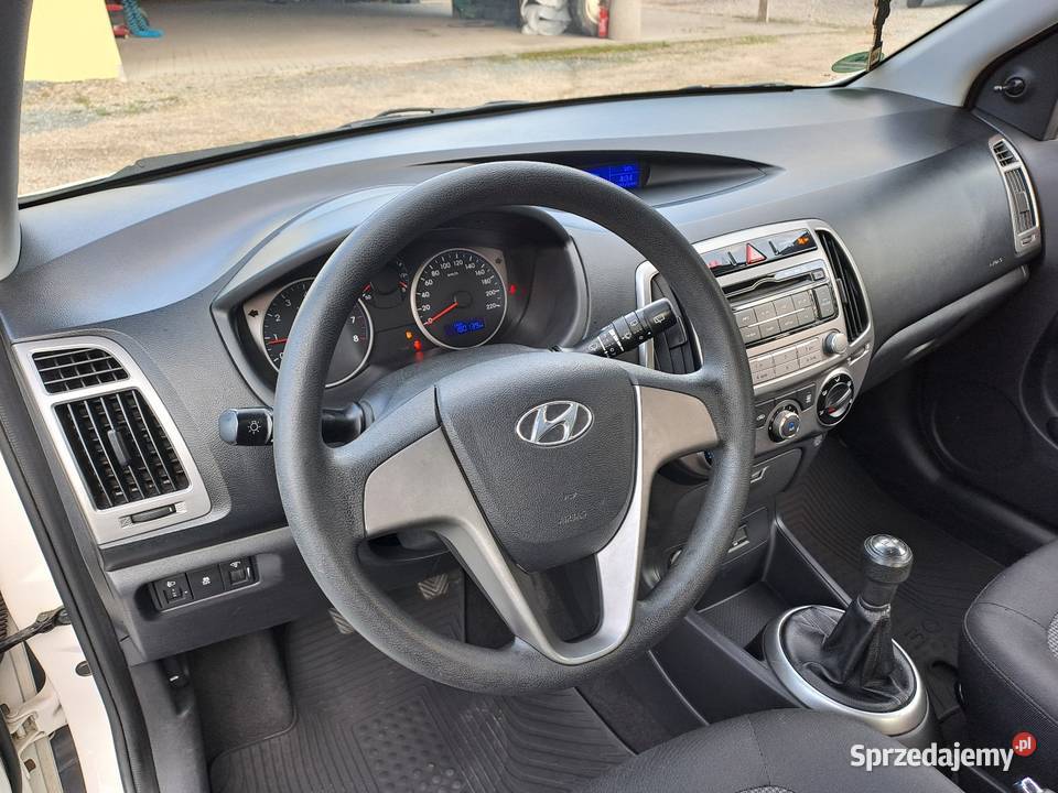 HYUNDAI i20 2013 r benzyna Ząbkowice Śląskie