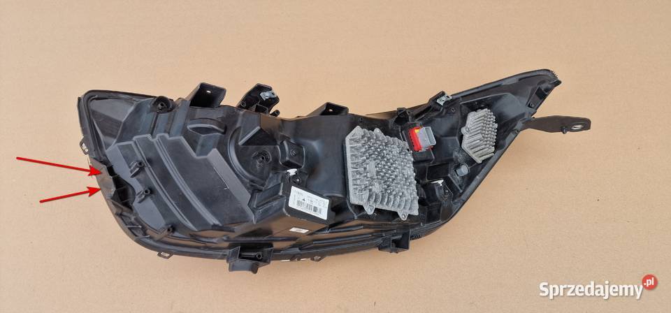 IVECO DAILY IV LIFT REFLEKTOR LAMPA FULL LED Bieleń