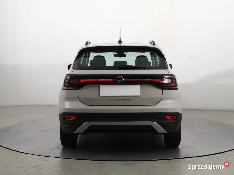 VW TCross 10 TSI czujnik parkowania