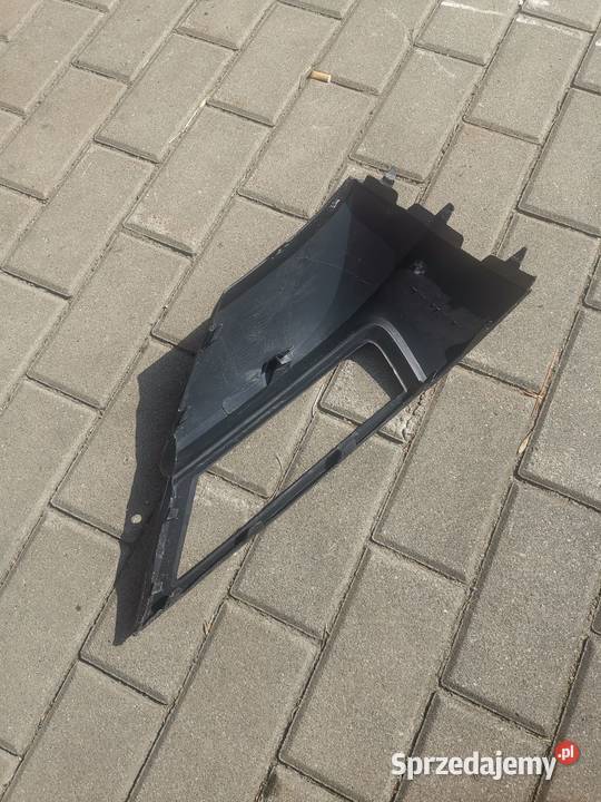 Vw Tiguan kratka zaślepka lewa 1624r B D stan Motoryzacja lubelskie Zamość sprzedam