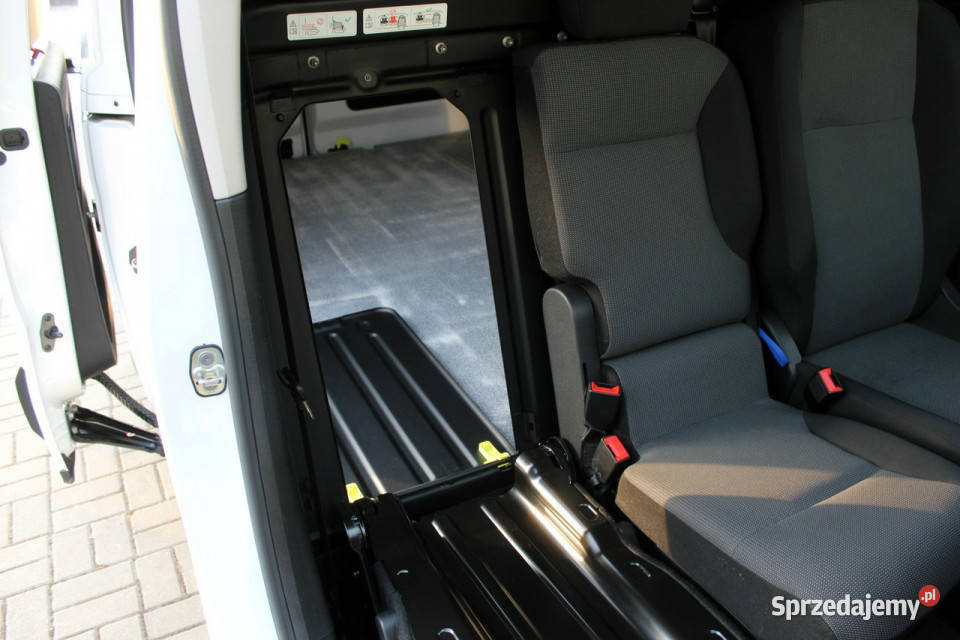 Citroen Berlingo Długi 3osobowy FV23 Navi Kamera elektryczne szyby Sokołów