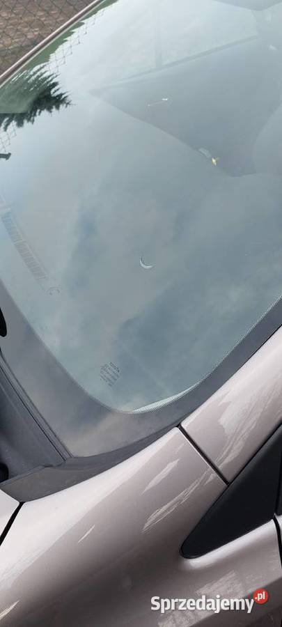 Toyota auris kombi 2015 z niskim przebiegiem 1598cm3 Auris