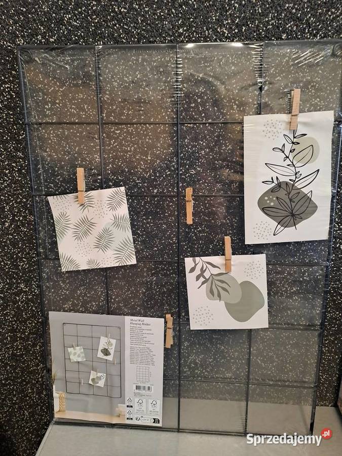 20 dużych ramek na zdjęcia biale i czarne całość Nysa