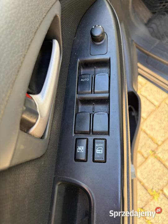 Suzuki SX4 LPG salonu w 1 rodzinie