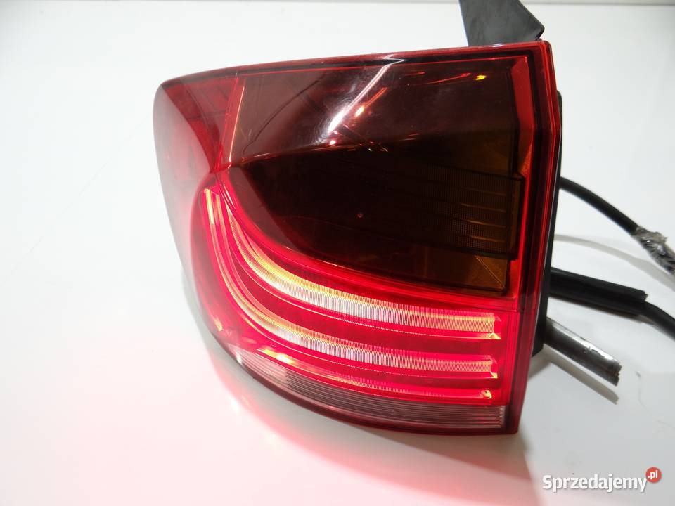 BMW X1 E84 LIFT LAMPA LEWA TYLNA 2990109