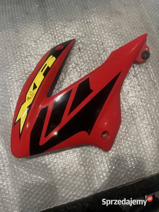 HONDA XR125 XR 125 04r owiewka na bak lewa Bok