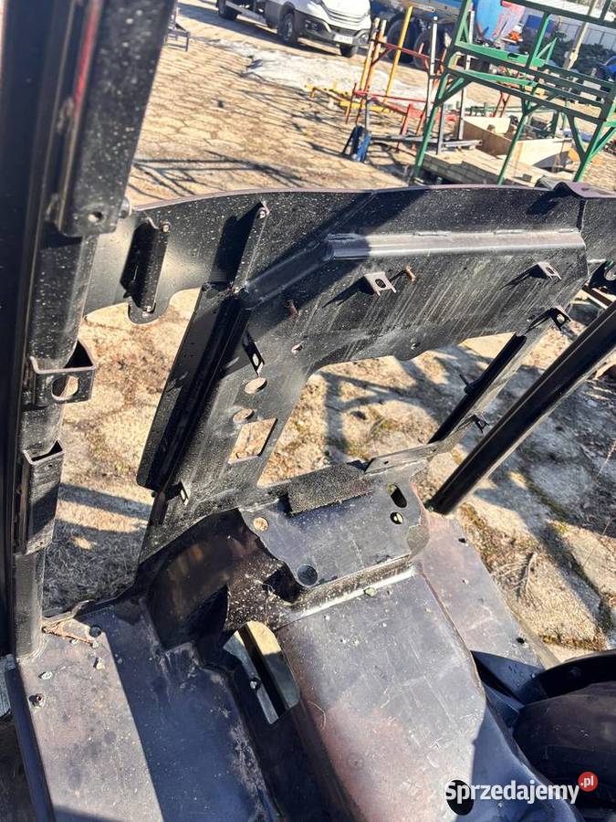 Sprzedam kabinę sadowniczą do Carraro John Deere Rawa Mazowiecka